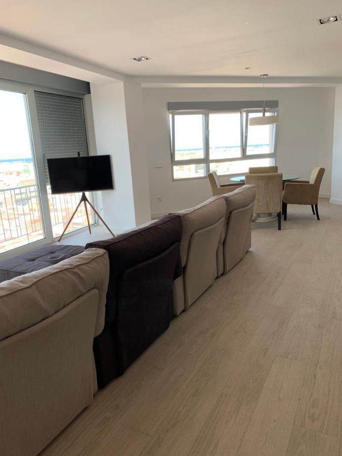 Piso Vivian Gandia Apartment ภายนอก รูปภาพ